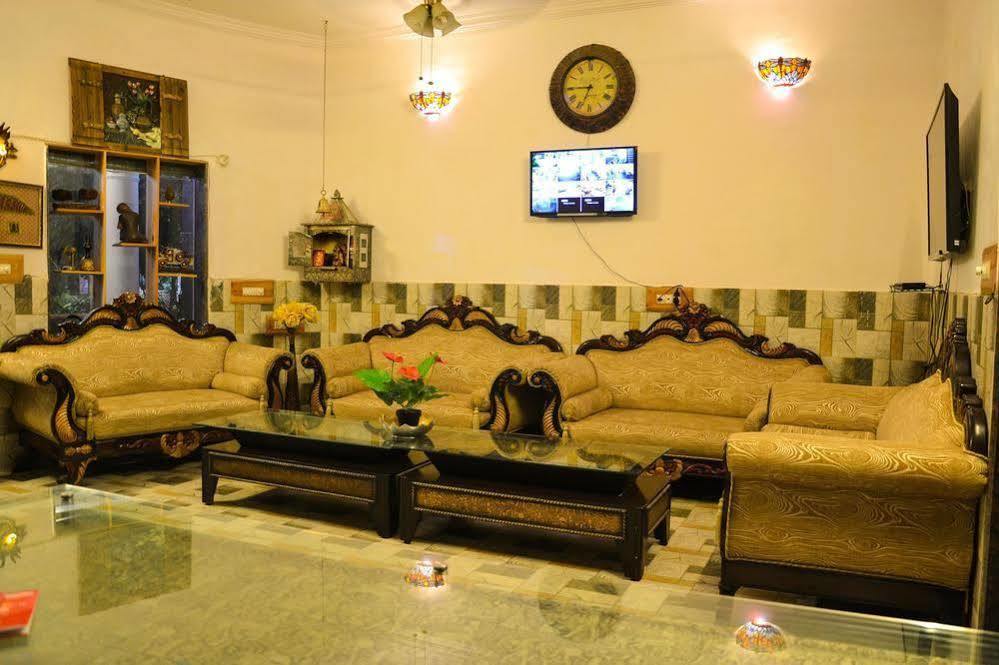 Heritage Hotel Lakhnau Kültér fotó